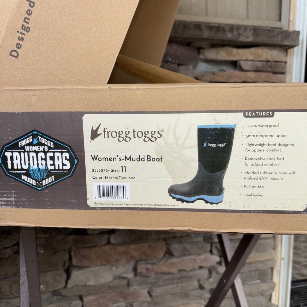 Frogg Toggs Women size 11 "Truggers" Mudd Boot Mocha/ Turquoise NWB